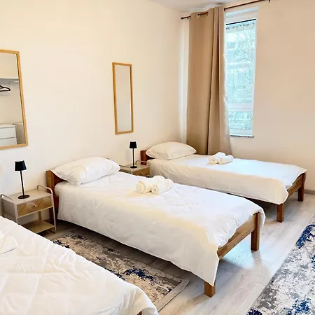 Koelner Street Loft ,neu Renoviert Fuer Bis Zu 5 Personen Mit Kueche Und Bad *