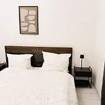 アパート Koelner Street Loft ,neu Renoviert Fuer Bis Zu 5 Personen Mit Kueche Und Bad *