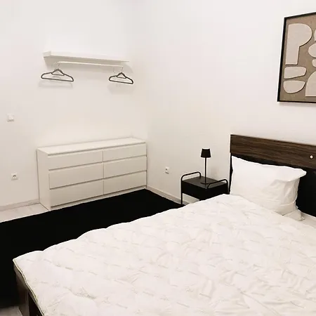 Koelner Street Loft ,neu Renoviert Fuer Bis Zu 5 Personen Mit Kueche Und Bad Apartmán