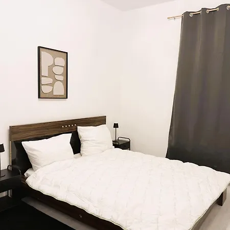 Koelner Street Loft ,neu Renoviert Fuer Bis Zu 5 Personen Mit Kueche Und Bad Düsseldorf