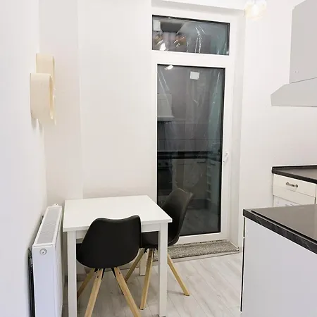 Koelner Street Loft ,neu Renoviert Fuer Bis Zu 5 Personen Mit Kueche Und Bad * Düsseldorf