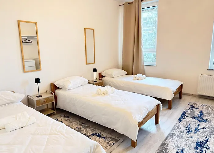 Koelner Street Loft ,neu Renoviert Fuer Bis Zu 5 Personen Mit Kueche Und Bad *