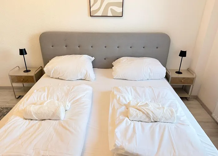 Daire Koelner Street Loft ,neu Renoviert Fuer Bis Zu 5 Personen Mit Kueche Und Bad *