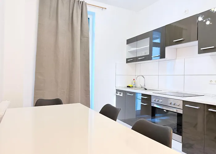 아파트 Koelner Street Loft ,neu Renoviert Fuer Bis Zu 5 Personen Mit Kueche Und Bad 뒤셀도르프