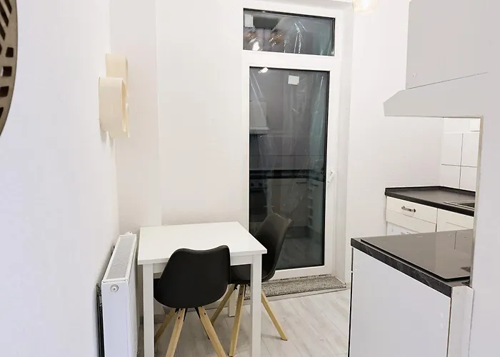 Koelner Street Loft ,neu Renoviert Fuer Bis Zu 5 Personen Mit Kueche Und Bad * 뒤셀도르프