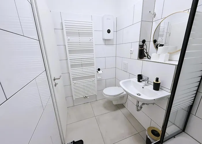 Koelner Street Loft ,neu Renoviert Fuer Bis Zu 5 Personen Mit Kueche Und Bad Daire Düsseldorf