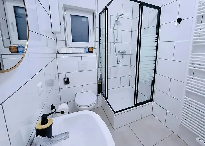 Koelner Street Loft ,neu Renoviert Fuer Bis Zu 5 Personen Mit Kueche Und Bad Daire